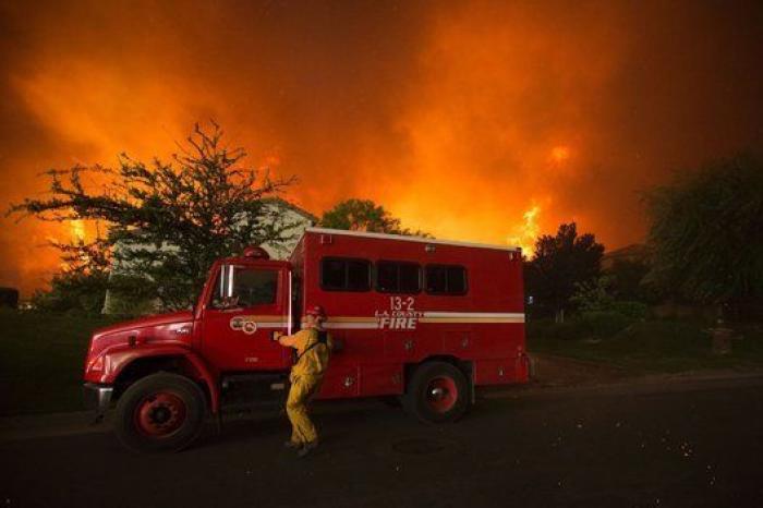 Las impresionantes imágenes del 'Incendio de Arena' en California