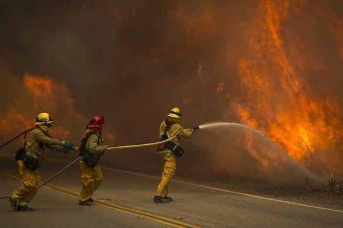Las impresionantes imágenes del 'Incendio de Arena' en California