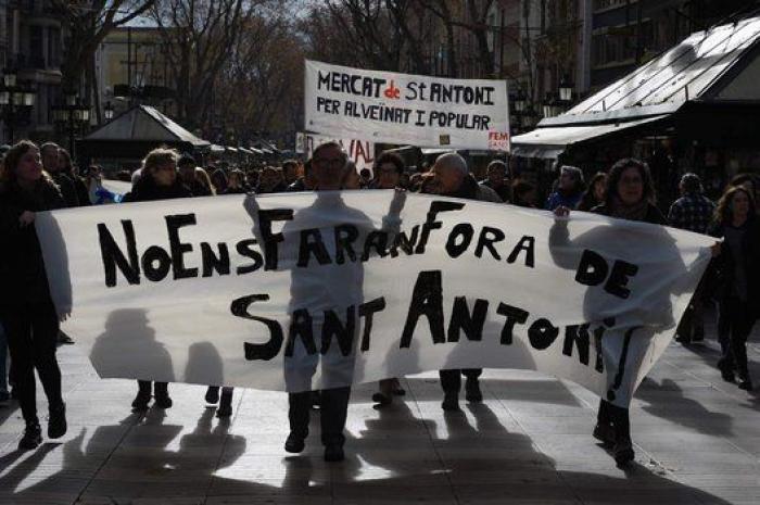 Tourists, go home. El rechazo a los visitantes crece en Barcelona