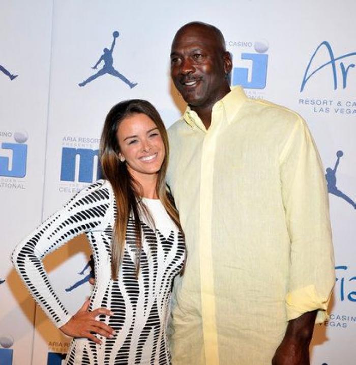 Ashton Kutcher y Mila Kunis enseñan la primera foto de su hija