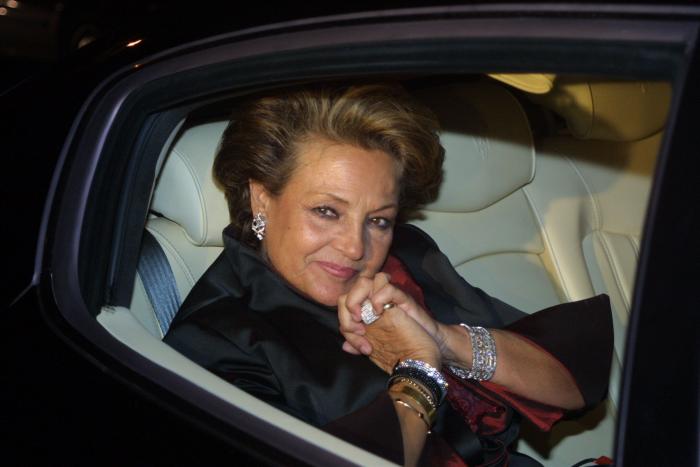 Carmen Sevilla tiene un clon y es una superestrella de Hollywood