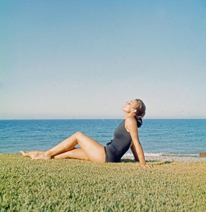 Carmen Sevilla tiene un clon y es una superestrella de Hollywood