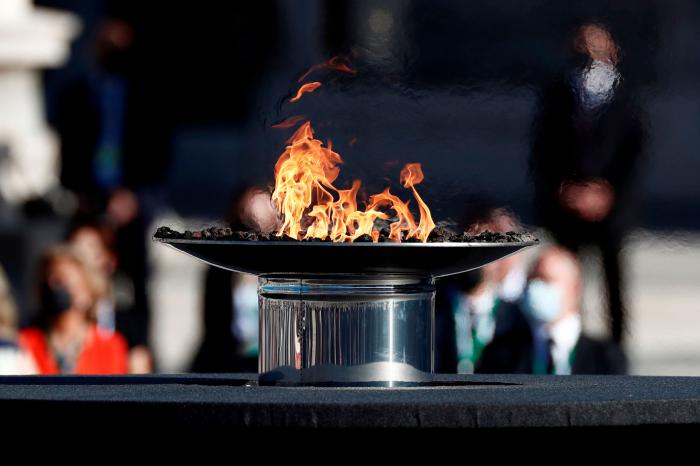 Sánchez anuncia un homenaje a las víctimas del virus con el rey el 15 de julio