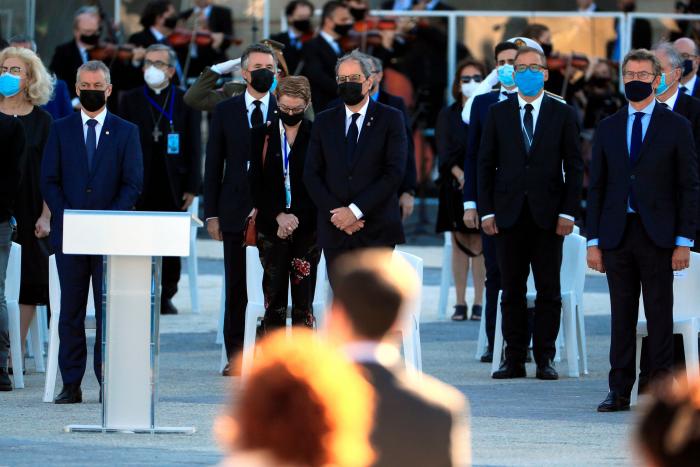 Sánchez anuncia un homenaje a las víctimas del virus con el rey el 15 de julio