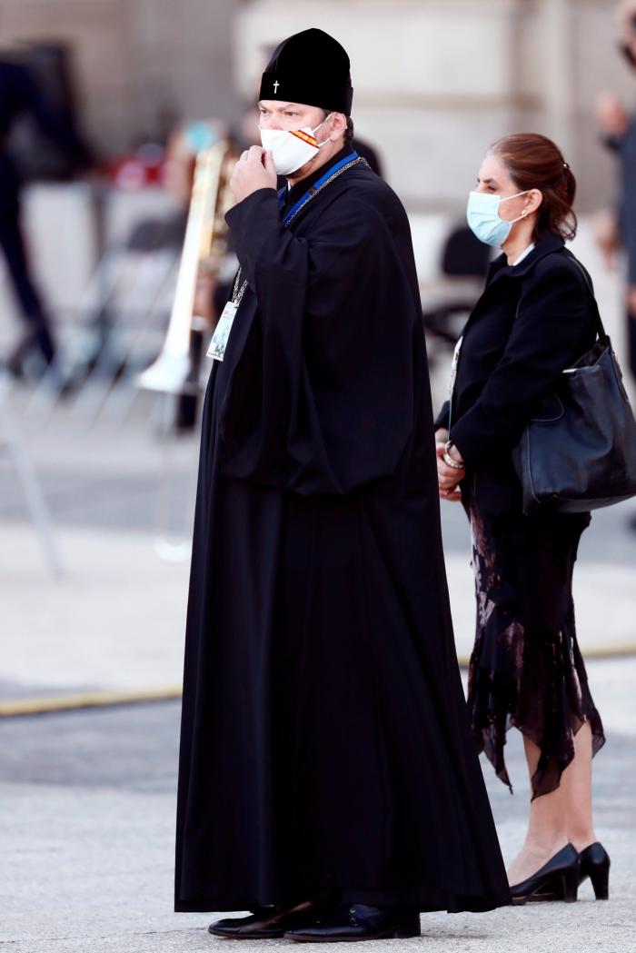 Sánchez anuncia un homenaje a las víctimas del virus con el rey el 15 de julio