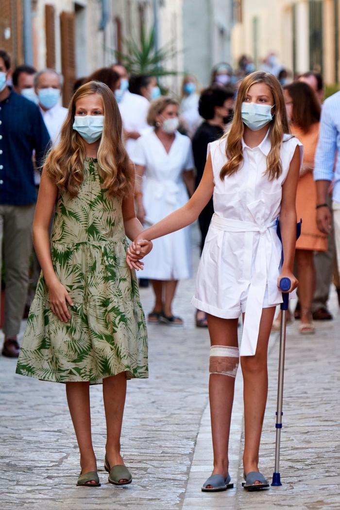 37 veces en las que la princesa Leonor y la infanta Sofía lucieron el mismo peinado