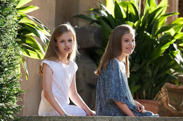 37 veces en las que la princesa Leonor y la infanta Sofía lucieron el mismo peinado
