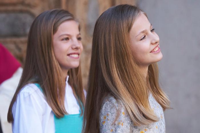 37 veces en las que la princesa Leonor y la infanta Sofía lucieron el mismo peinado