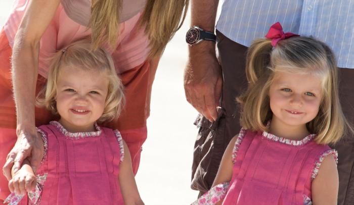 37 veces en las que la princesa Leonor y la infanta Sofía lucieron el mismo peinado