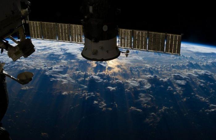 A la Tierra le sale un hermano gemelo