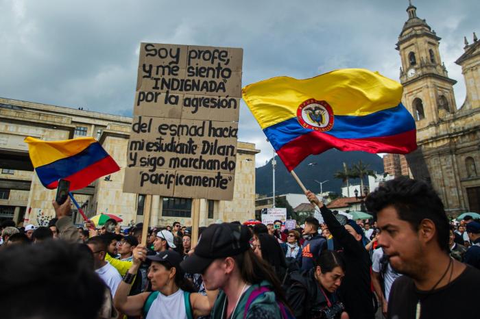Muere Dilan, el estudiante atacado la por policía, símbolo de las protestas de Colombia