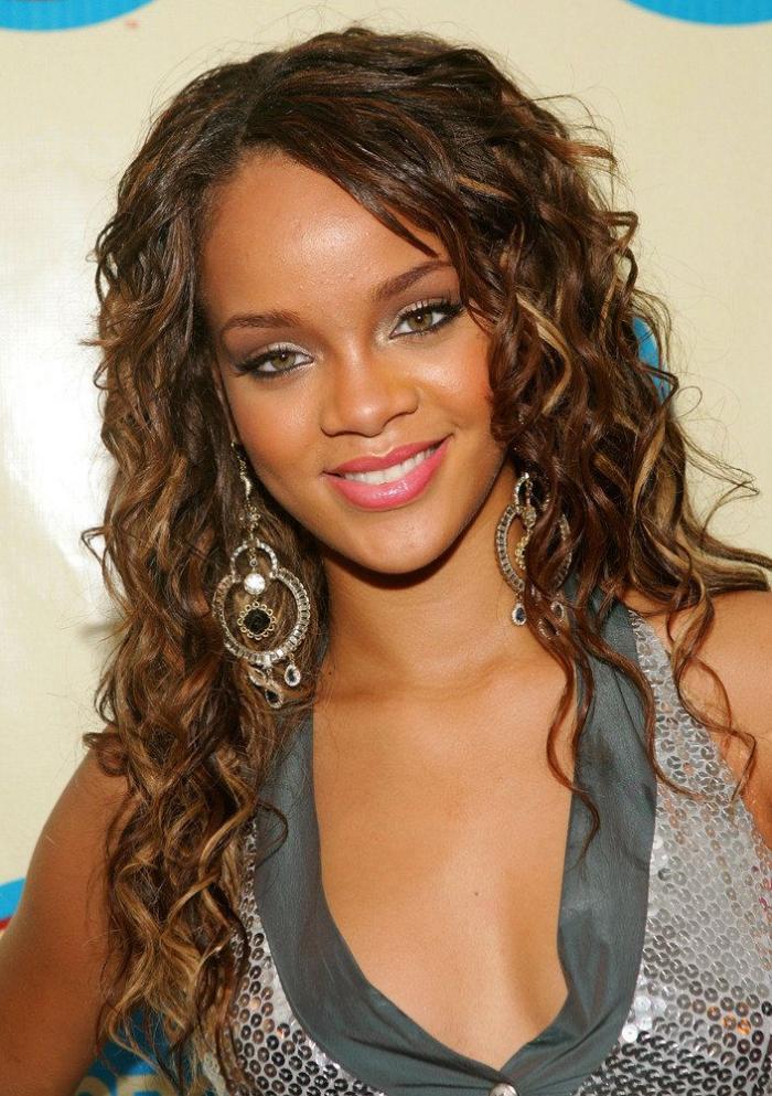 Rihanna vuelve a la acción: actuará en el descanso de la Super Bowl 2023