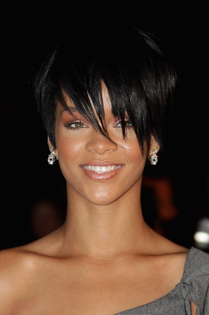 Rihanna vuelve a la acción: actuará en el descanso de la Super Bowl 2023