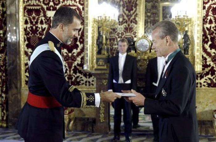 Los nuevos embajadores de Japón, Bélgica, India y Estonia se presentan ante Felipe VI (FOTOS)
