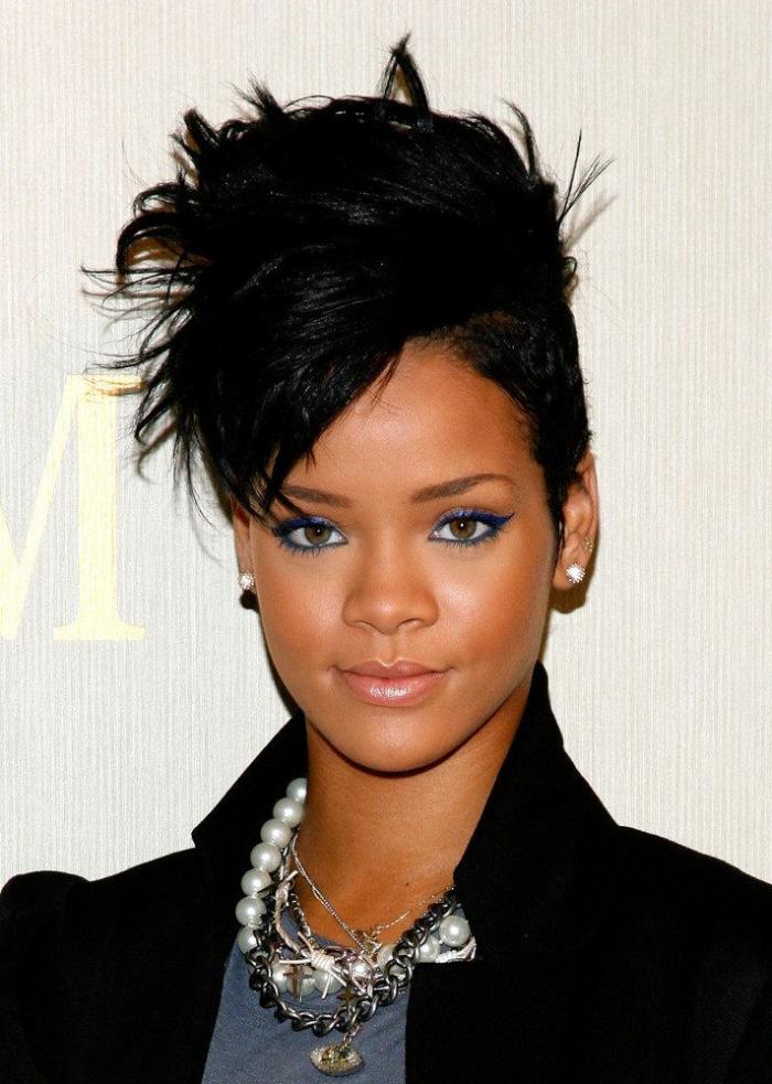 Rihanna vuelve a la acción: actuará en el descanso de la Super Bowl 2023