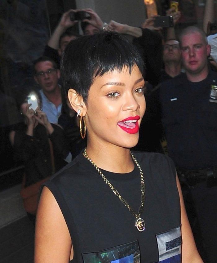 Rihanna vuelve a la acción: actuará en el descanso de la Super Bowl 2023