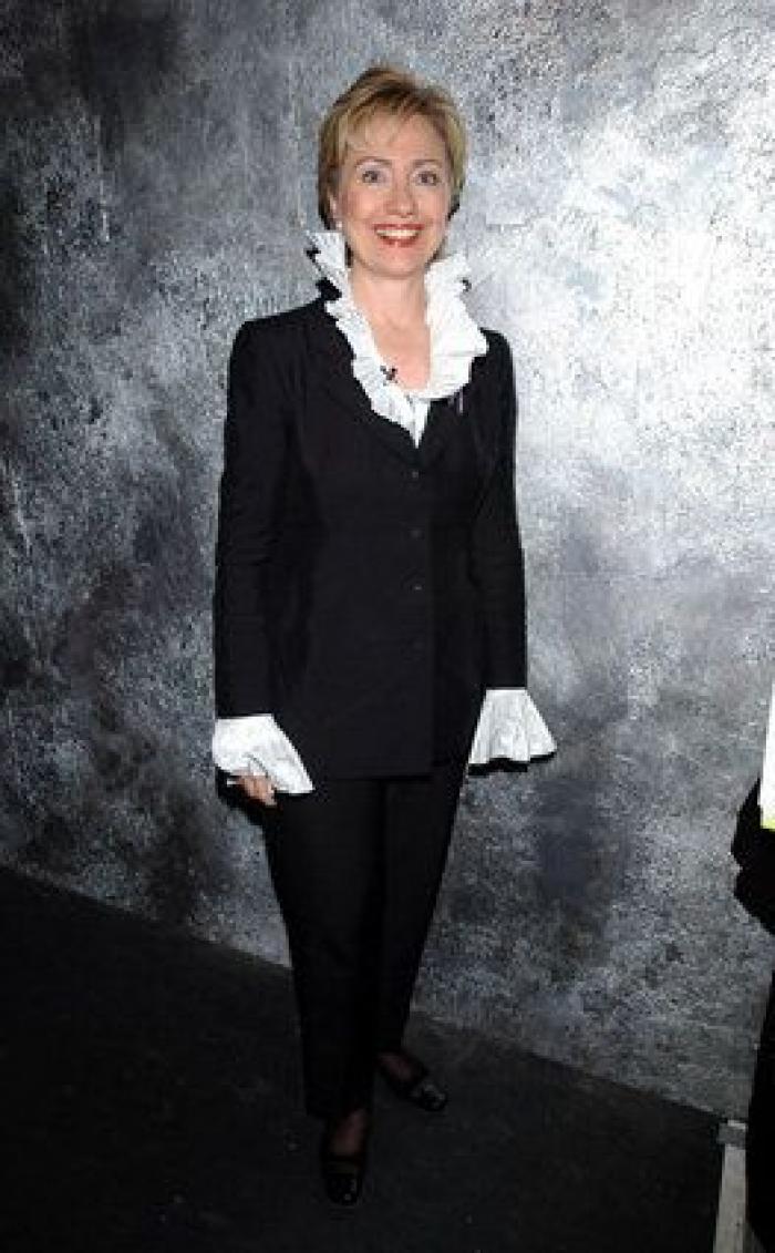 Bill Clinton estuvo en la 'isla de las orgías' de Epstein con dos mujeres, según una testigo