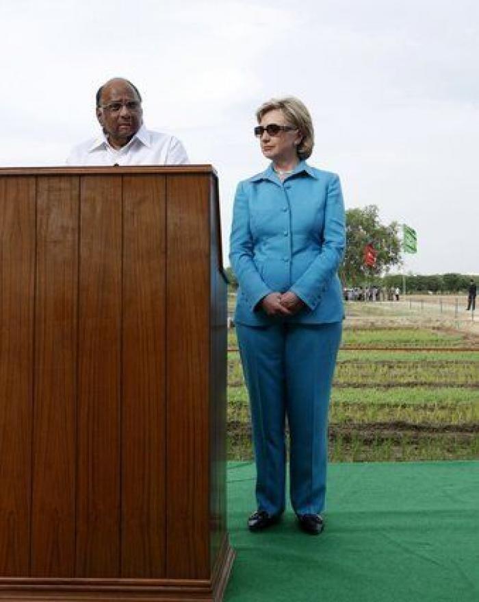 Bill Clinton estuvo en la 'isla de las orgías' de Epstein con dos mujeres, según una testigo