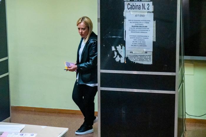 En Vox se ‘rifan’ a Giorgia Meloni