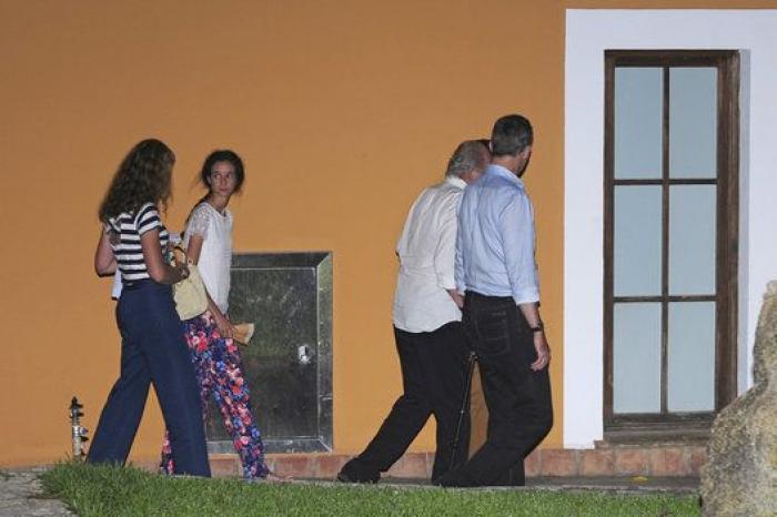 La Familia Real llega a Mallorca: primera cena al completo