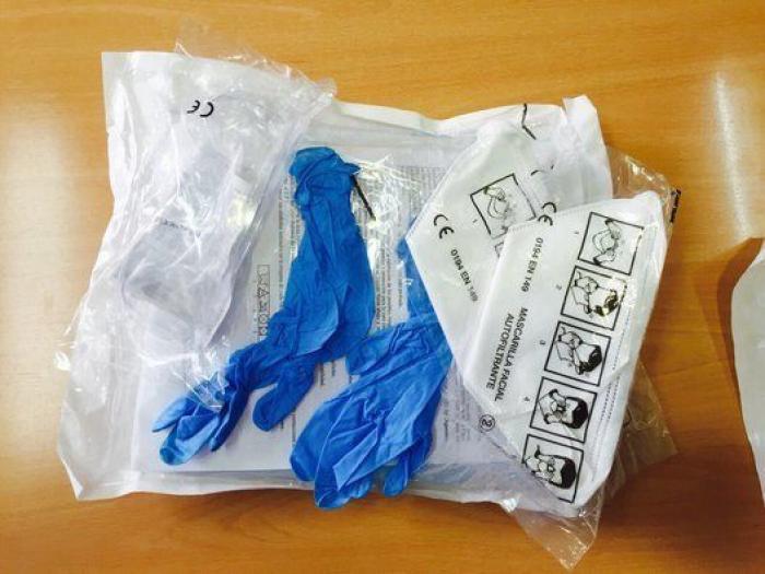 Instrucciones a los centros de salud: "Te quitas la bata con sentido común y ya está"