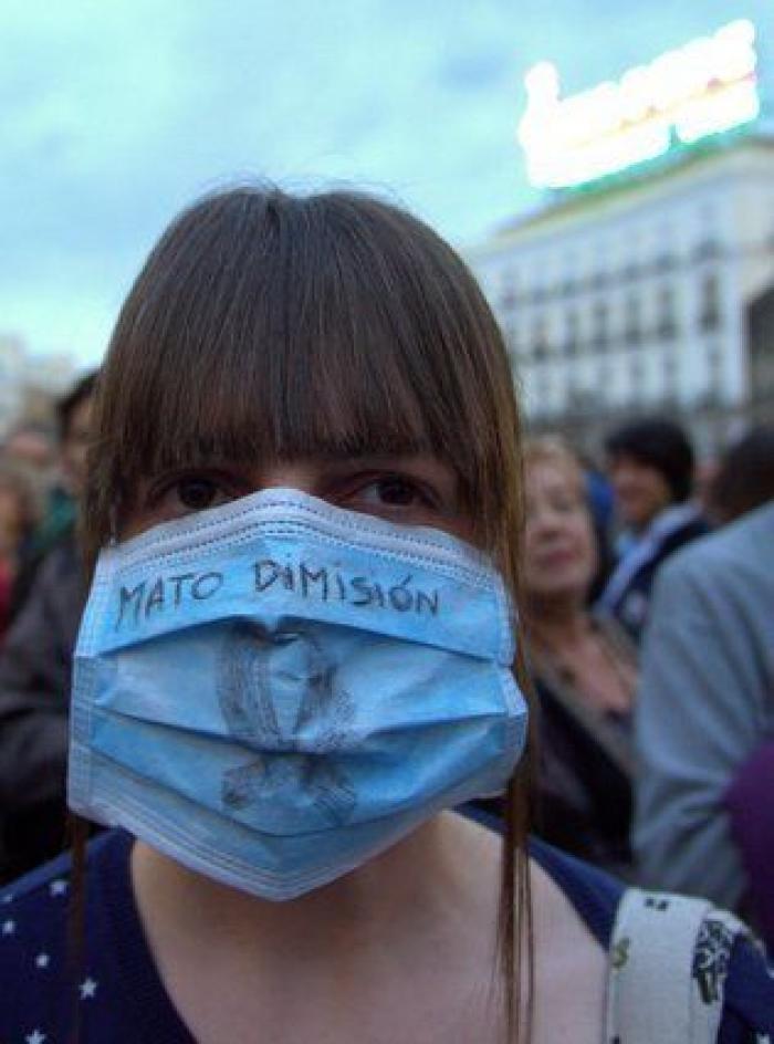 Cientos de personas marchan en Madrid en apoyo a Teresa Romero (FOTOS)