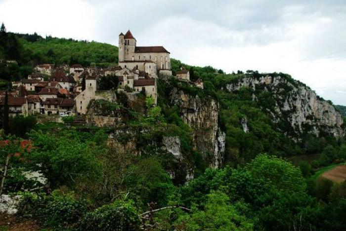 12 pueblos que dan vértigo (FOTOS)