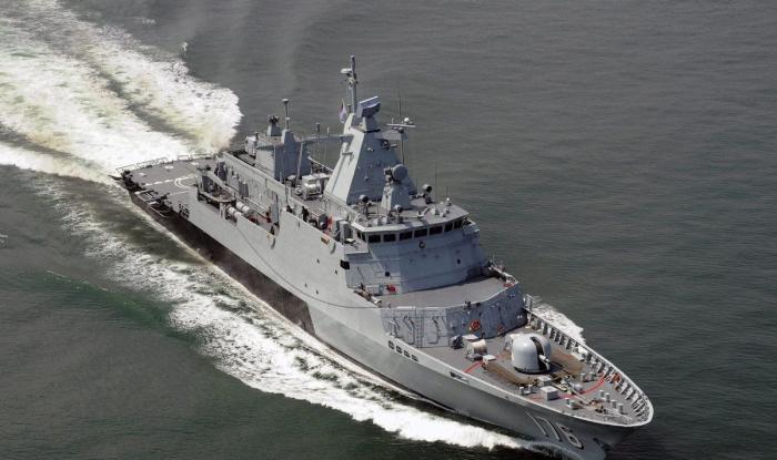 Avión de Malasia: familiares retienen a personal de la compañía en un hotel