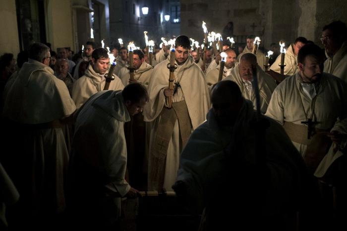 Fotos Semana Santa 2014: procesión del Cristo de la Buena Muerte en Zamora (FOTOS)