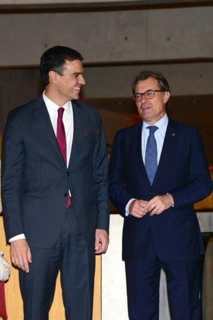 Premio Planeta 2014: el mexicano Jorge Zepeda, ganador; Pilar Eyre, finalista