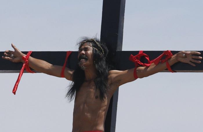 Fotos Semana Santa 2014: el fervor extremo en Filipinas llega a la crucifixión