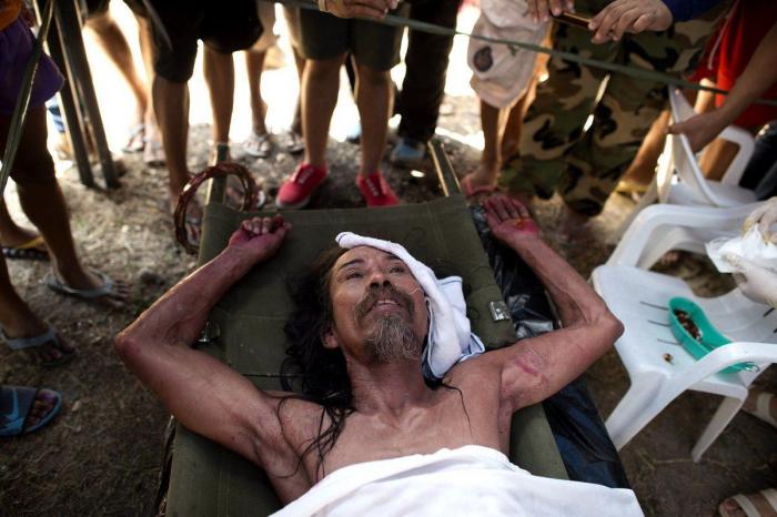 Fotos Semana Santa 2014: el fervor extremo en Filipinas llega a la crucifixión