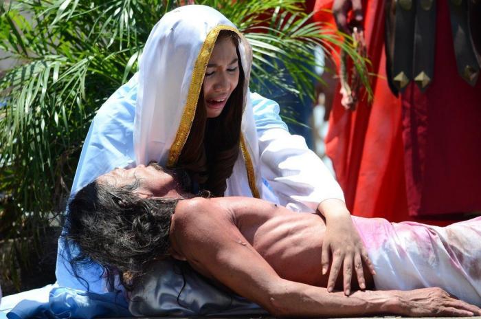 Fotos Semana Santa 2014: el fervor extremo en Filipinas llega a la crucifixión