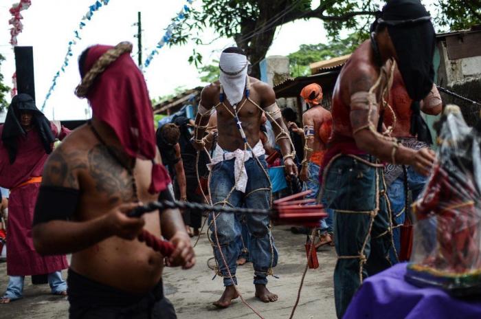 Fotos Semana Santa 2014: el fervor extremo en Filipinas llega a la crucifixión