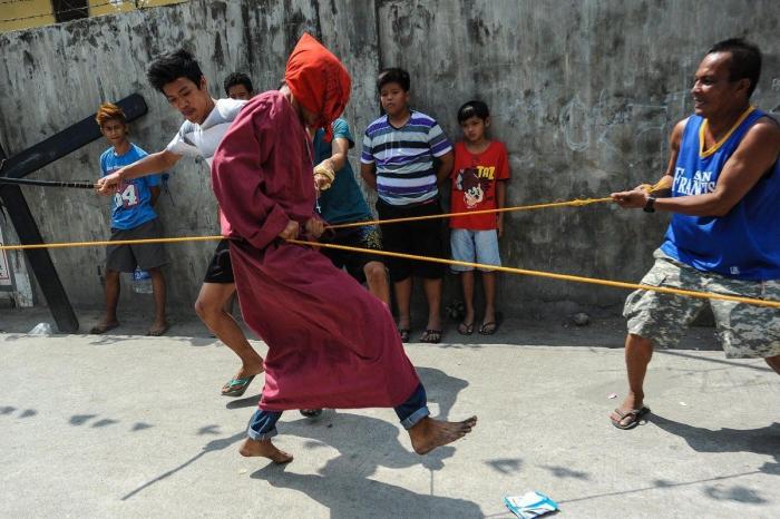 Fotos Semana Santa 2014: el fervor extremo en Filipinas llega a la crucifixión