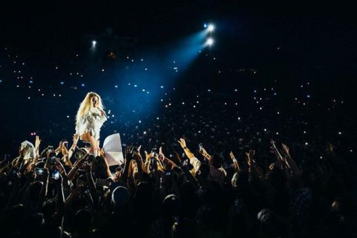 Beyoncé triunfa en Barcelona: proclamas feministas y canciones en español