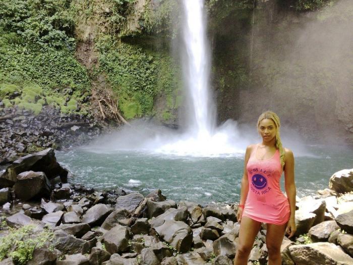 Beyoncé anuncia que va a ser madre de gemelos