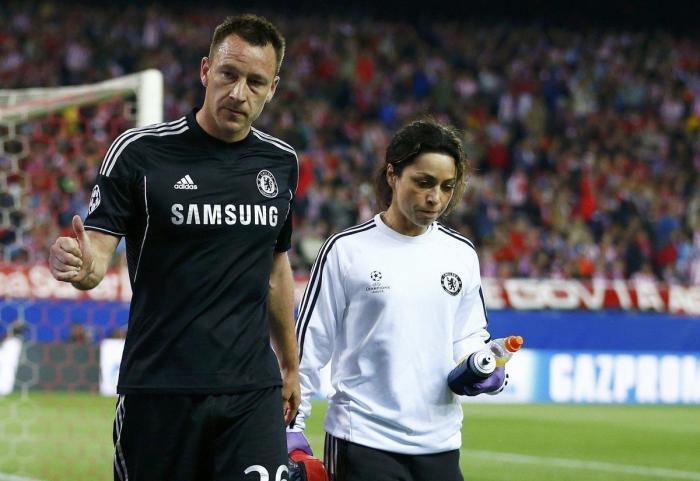 Eva Carneiro: La doctora del Chelsea de la que hablan las redes sociales