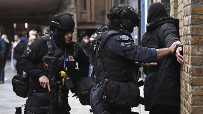 Al menos dos muertos y varios heridos en un ataque terrorista en el Puente de Londres