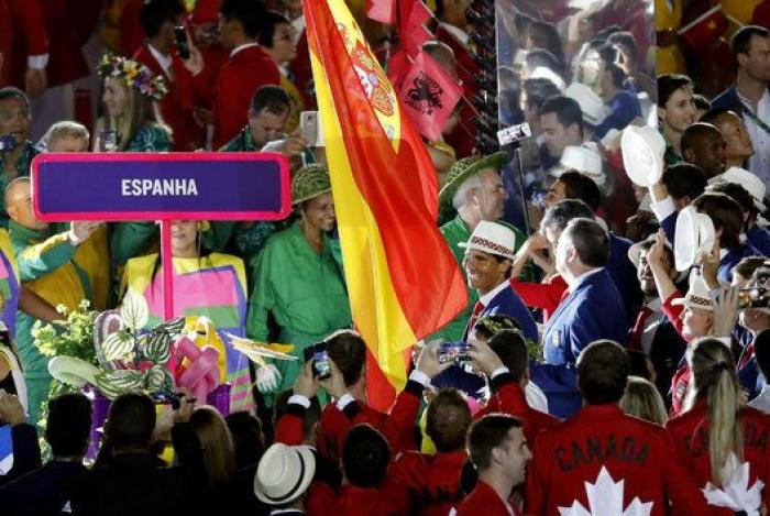 Nadal guía a España en Maracaná