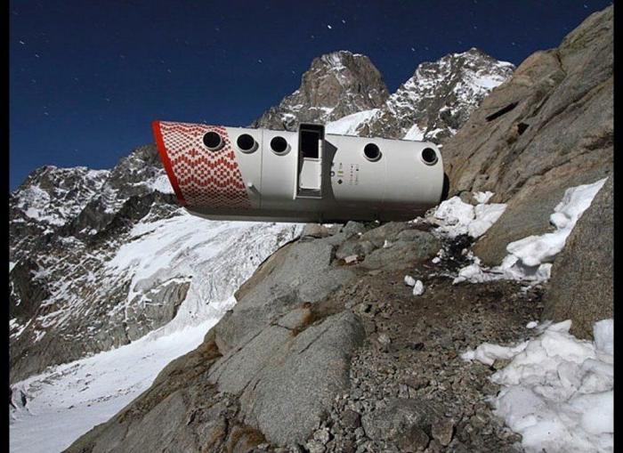 Detenido por dormir sin pagar en 13 hoteles de lujo de Madrid