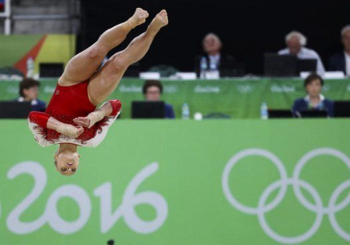 Un conocido 'youtuber' español indigna con sus comentarios sobre esta gimnasta italiana