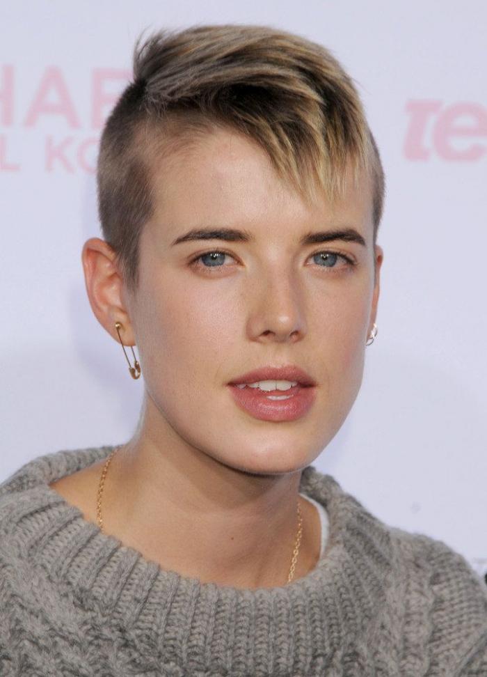 ¿Es racista el último vídeo de Avril Lavigne? En Japón muchos creen que sí (VÍDEO)