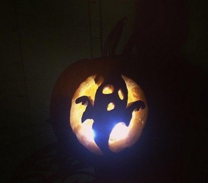 Tutorial para aprender a hacer una calabaza de Halloween (VÍDEO)