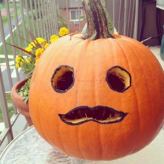 Tutorial para aprender a hacer una calabaza de Halloween (VÍDEO)