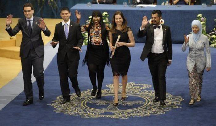 Premios Príncipe de Asturias 2014: Paloma Rocasolano se viste como Letizia en 2012