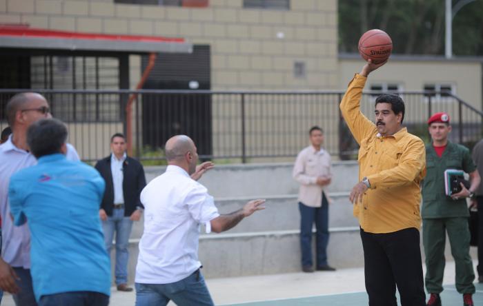 El momento de Maduro: ¿es Venezuela una opción para suplir el petróleo ruso?