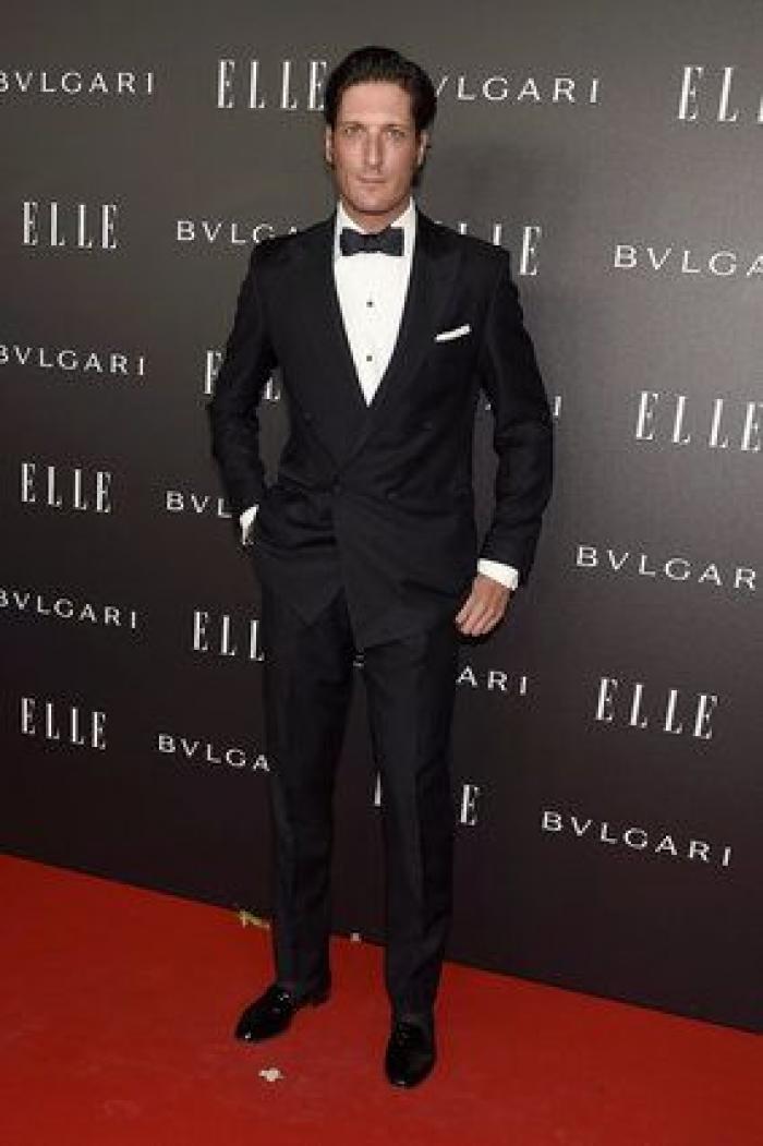 Sara Carbonero enseña pierna, escote y tatuaje en la fiesta Elle (FOTOS)