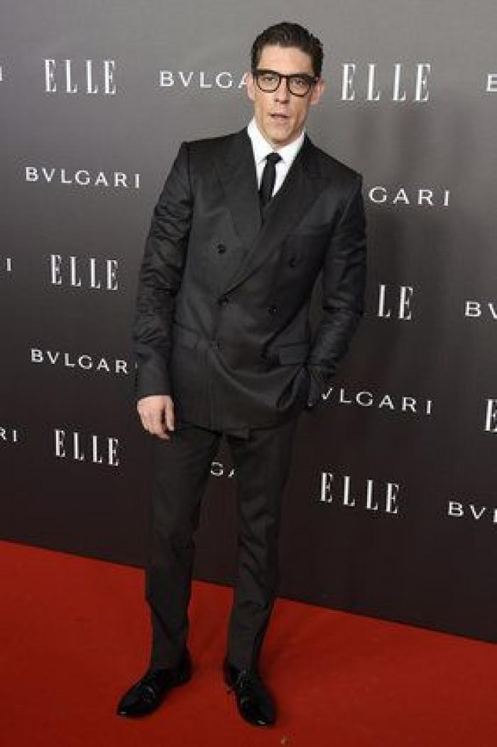 Sara Carbonero enseña pierna, escote y tatuaje en la fiesta Elle (FOTOS)