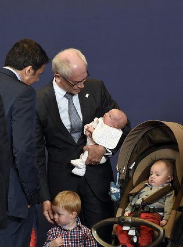 Los nietos de Van Rompuy se 'cuelan' en su última cumbre (FOTOS)